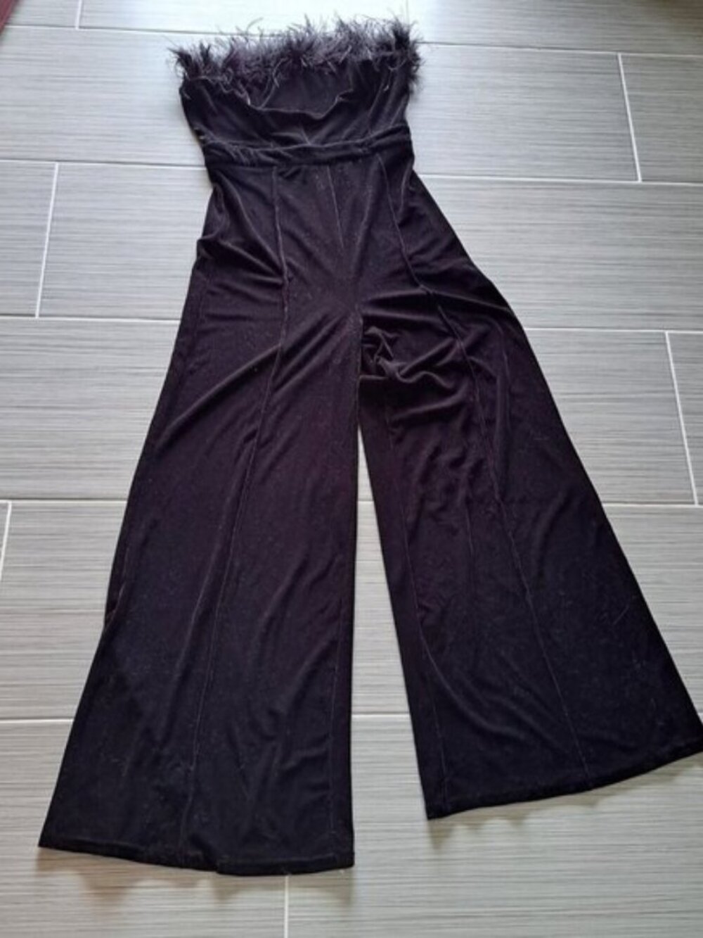 Flying Tomato Velvet Wide Leg Sleeveless Romper Feathers Black Size Large Fairy